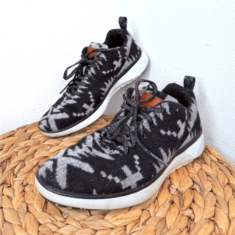 PENDLETON Sneakers laced Spider Rock water-resistant Shoes Aztec Wool Black Grey